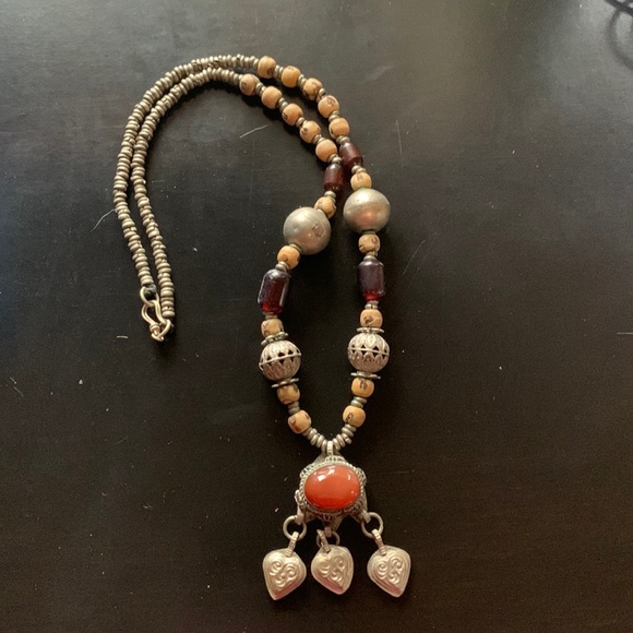 Multi-textured necklace - Picture 1 of 6